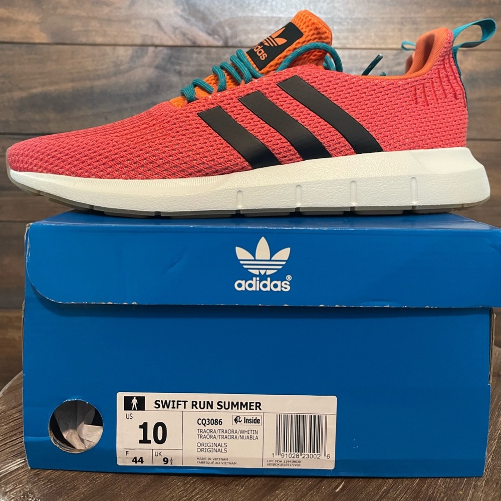 Adidas Swift Run Summer